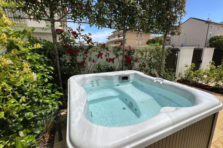 Jacuzzi3