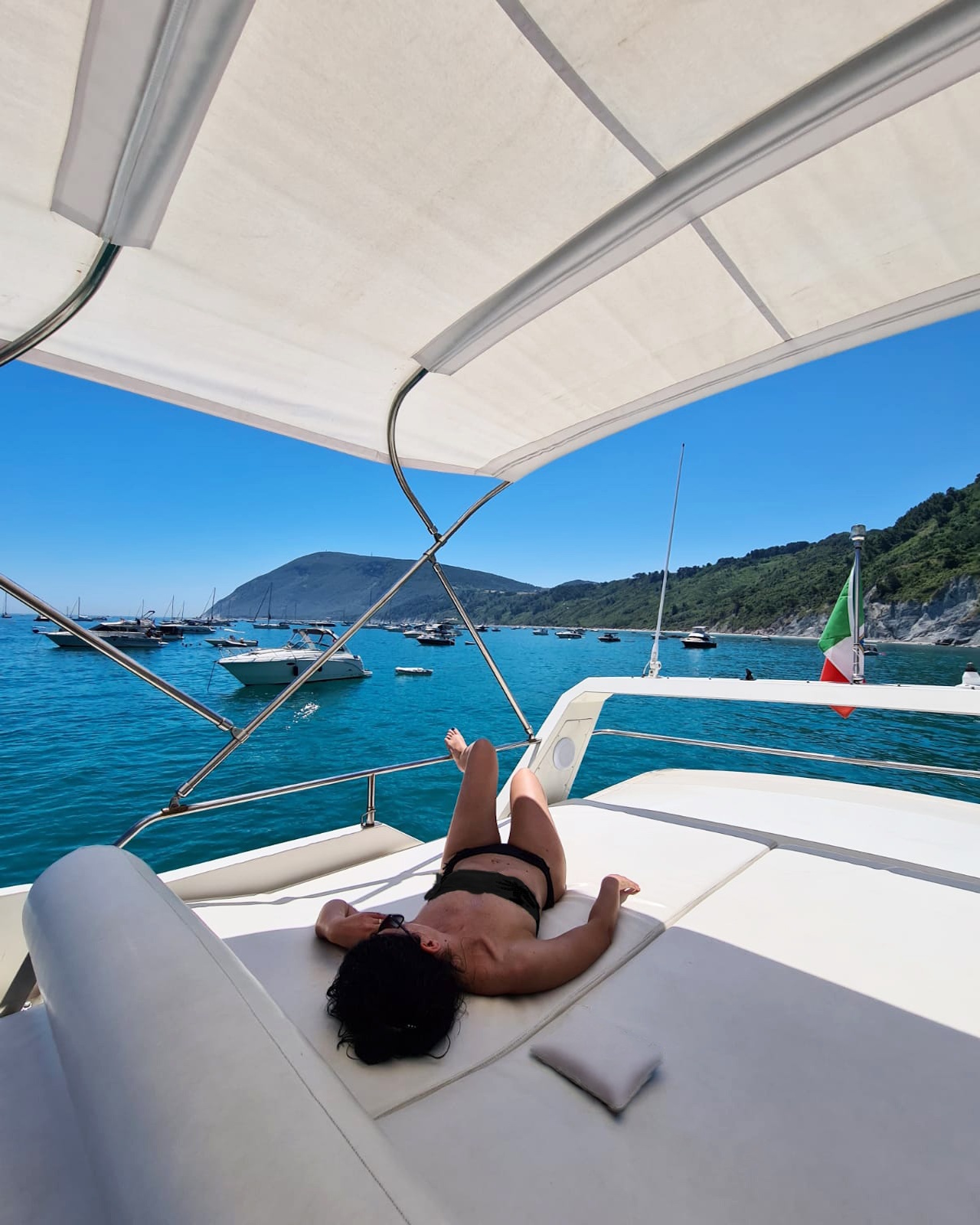 Yacht Cruise